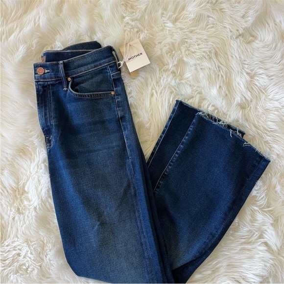 MOTHER The Outsider Raw Hem Ankle Jeans - Picture 1 of 9